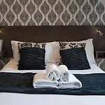 The Coppice - Including Off-site Health Club Гостевой дом