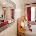 Гостевой дом The Coppice - Including Off-site Health Club 4*