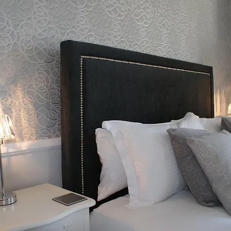 The Coppice - Including Off-site Health Club Guest house Windermere