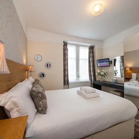 The Coppice - Including Off-site Health Club Guest house Windermere