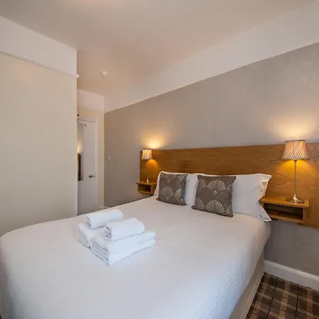 The Coppice - Including Off-site Health Club Guest house 4*
