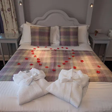 The Coppice - Including Off-site Health Club Guest house 4*