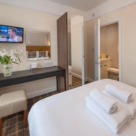 The Coppice - Including Off-site Health Club Windermere