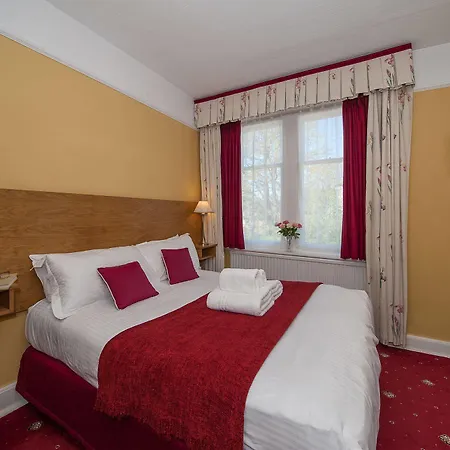 The Coppice - Including Off-site Health Club