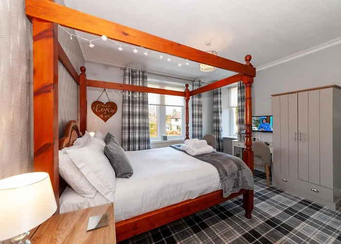 The Coppice - Including Off-site Health Club