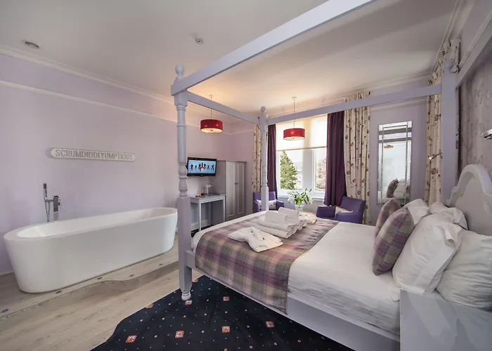 The Coppice - Including Off-site Health Club Guest house