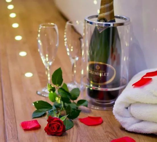 The Coppice - Including Off-site Health Club